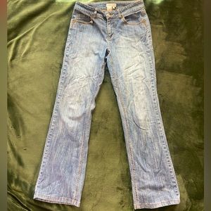 Light wash straight leg jeans Y2K type
